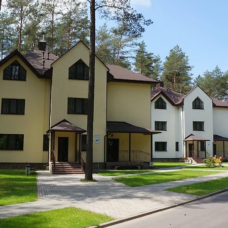 Isloch Park Hotel Rakaw Esterno foto
