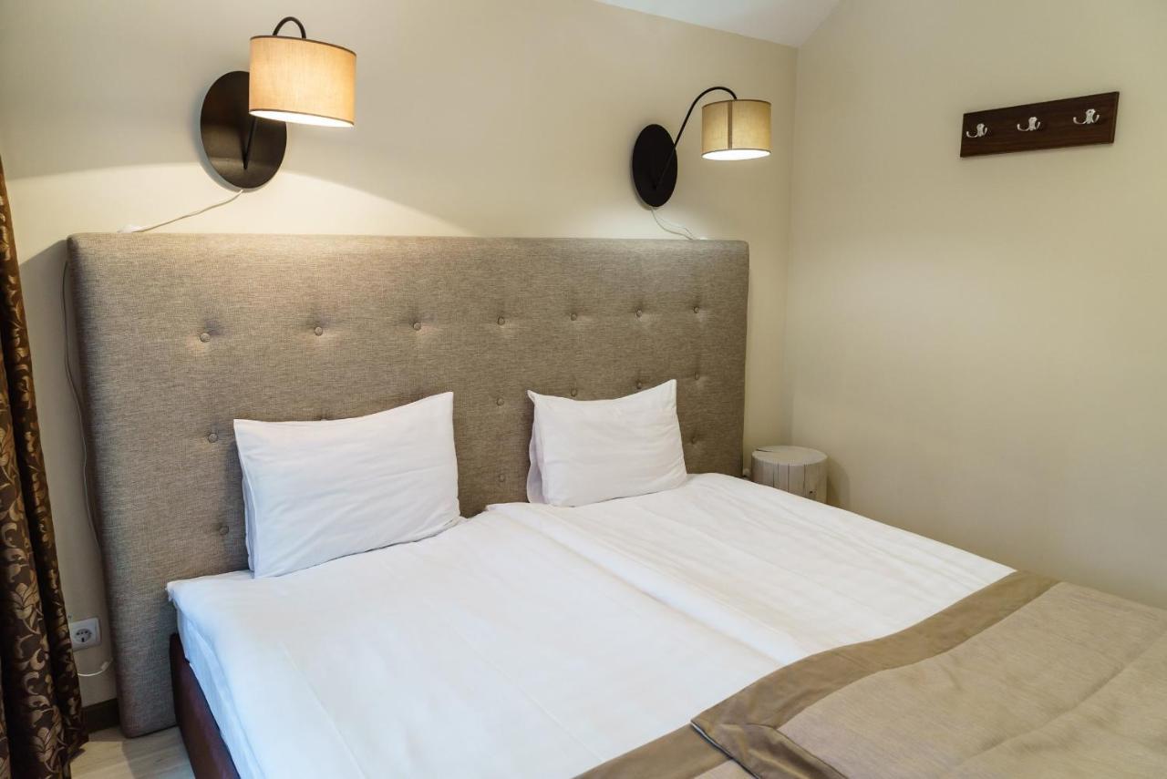 Isloch Park Hotel Rakaw Esterno foto